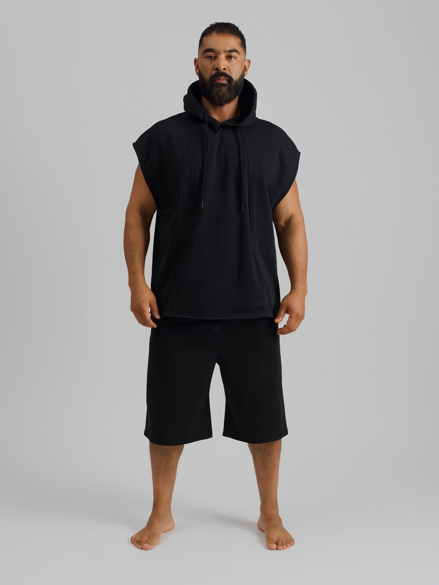 the zephyr sleeveless hoodie-black