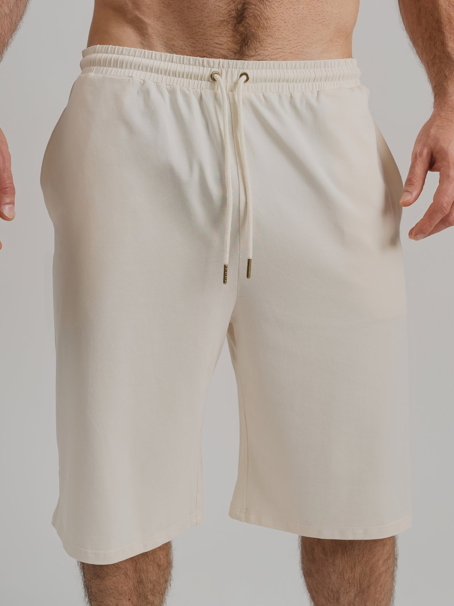 THE ORION SHORT-CREAM