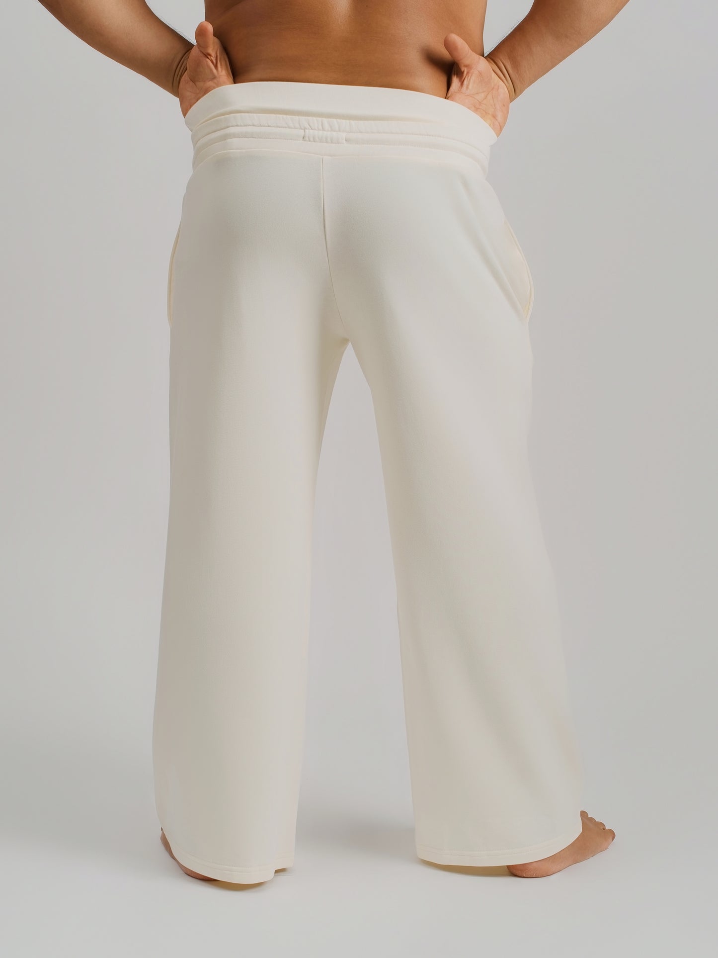 the ronin straight-leg jogger-cream