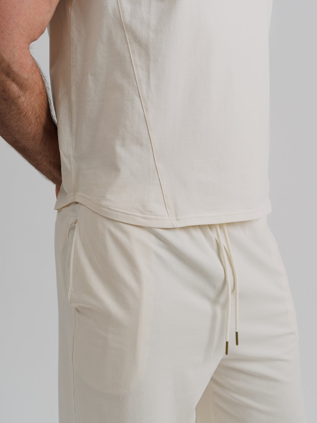 THE VERO TANK-CREAM