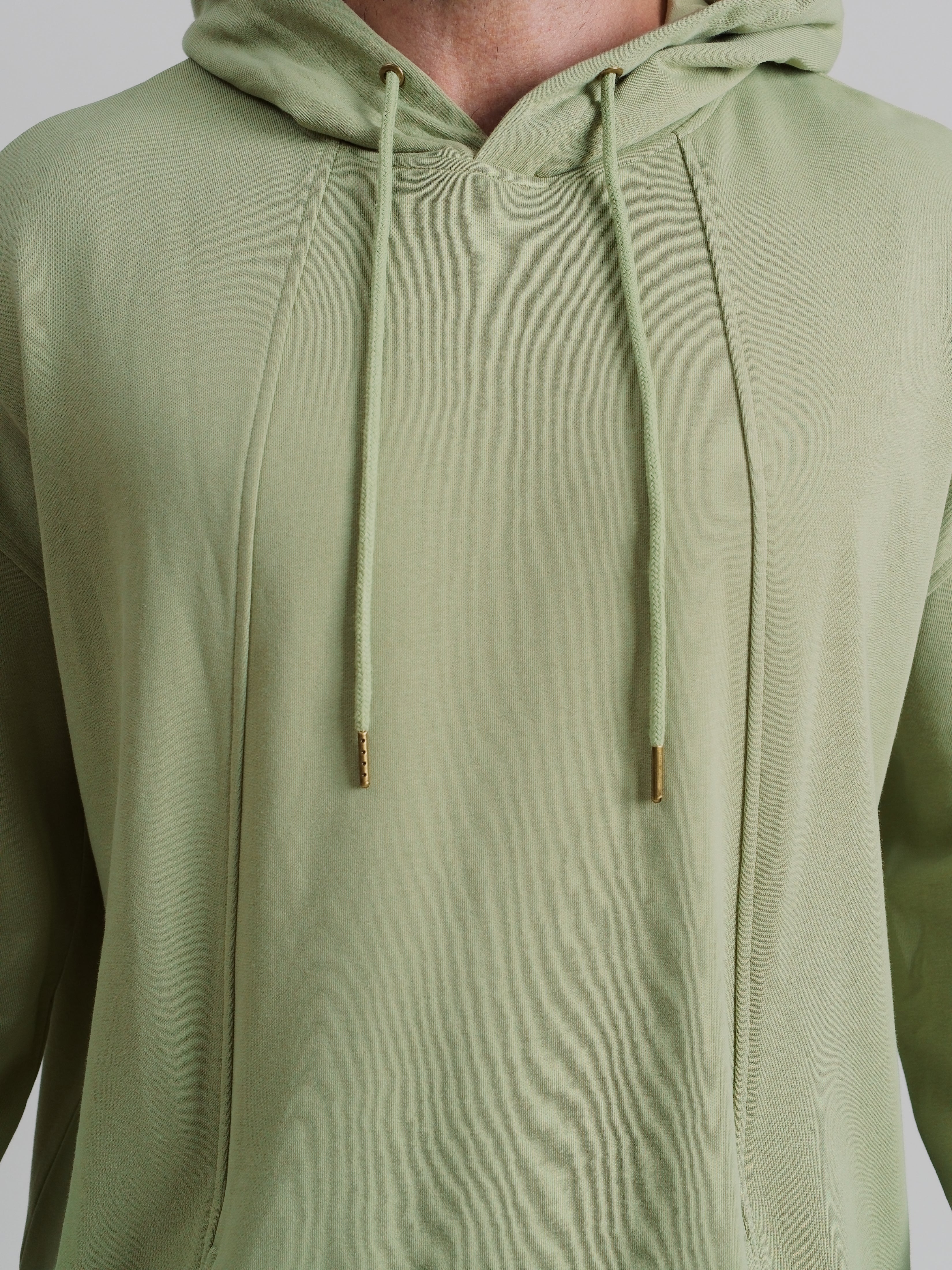 THE ZEPHYR SLEEVELESS HOODIE-AGAVE